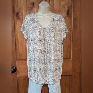 Croft & Barrow Women's‎ V-Neck Top - Brown and Cream